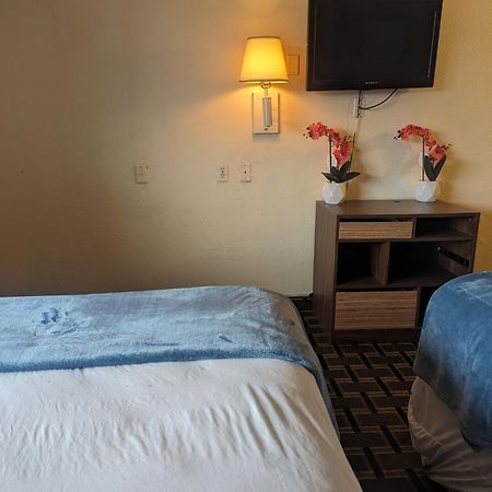 Southern Comfort Hotel Tulsa Kültér fotó