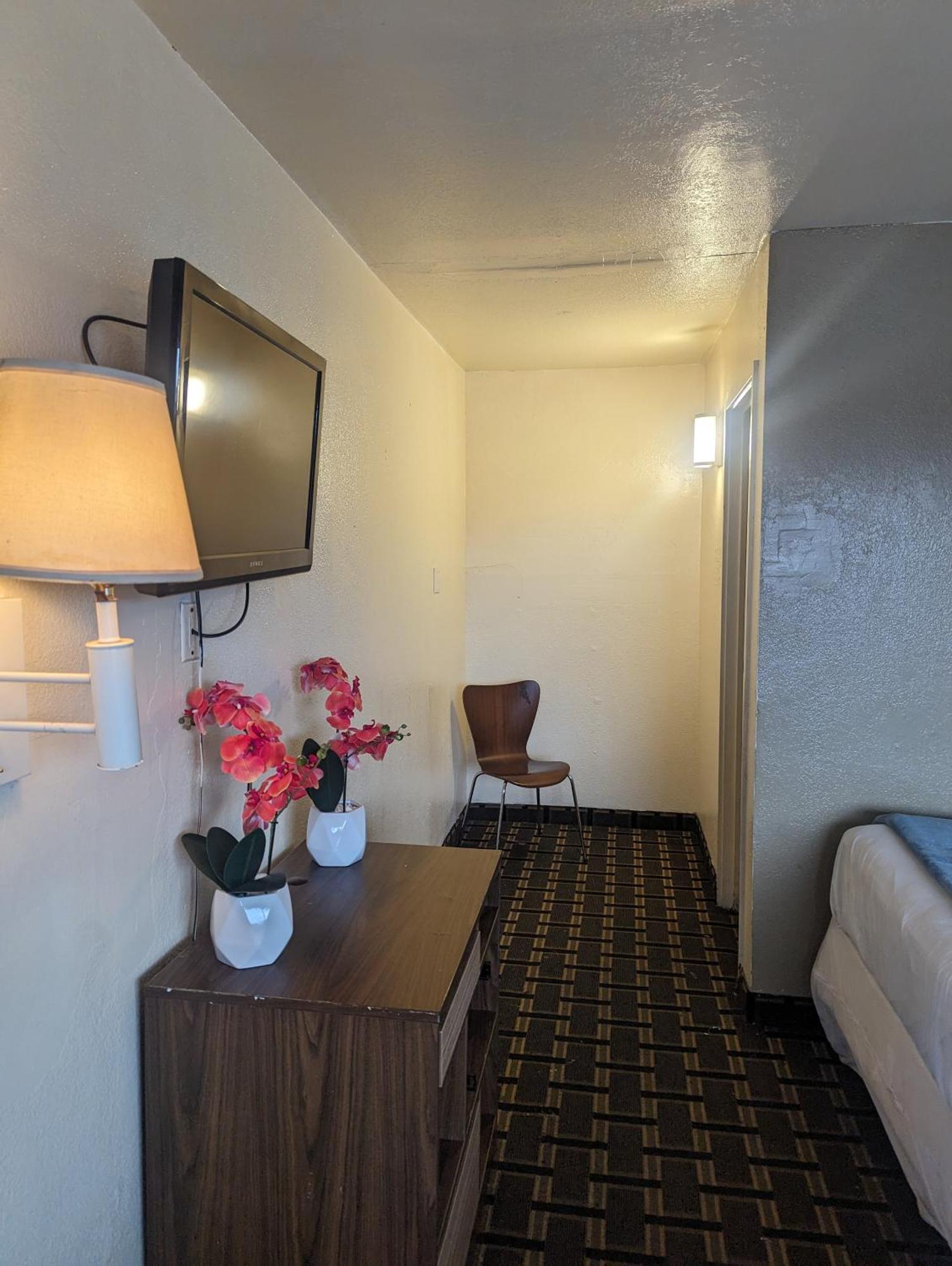 Southern Comfort Hotel Tulsa Kültér fotó