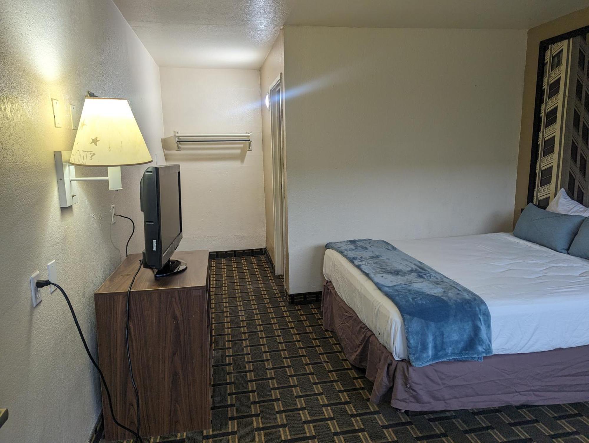 Southern Comfort Hotel Tulsa Kültér fotó